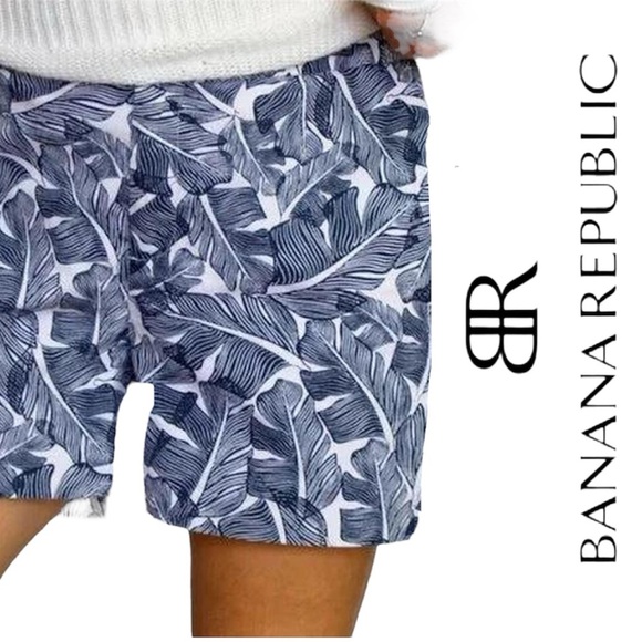 Banana Republic Hampton Fit Navy & White Tropical Leaf Print Shorts 3.5” Inseam - Picture 1 of 9